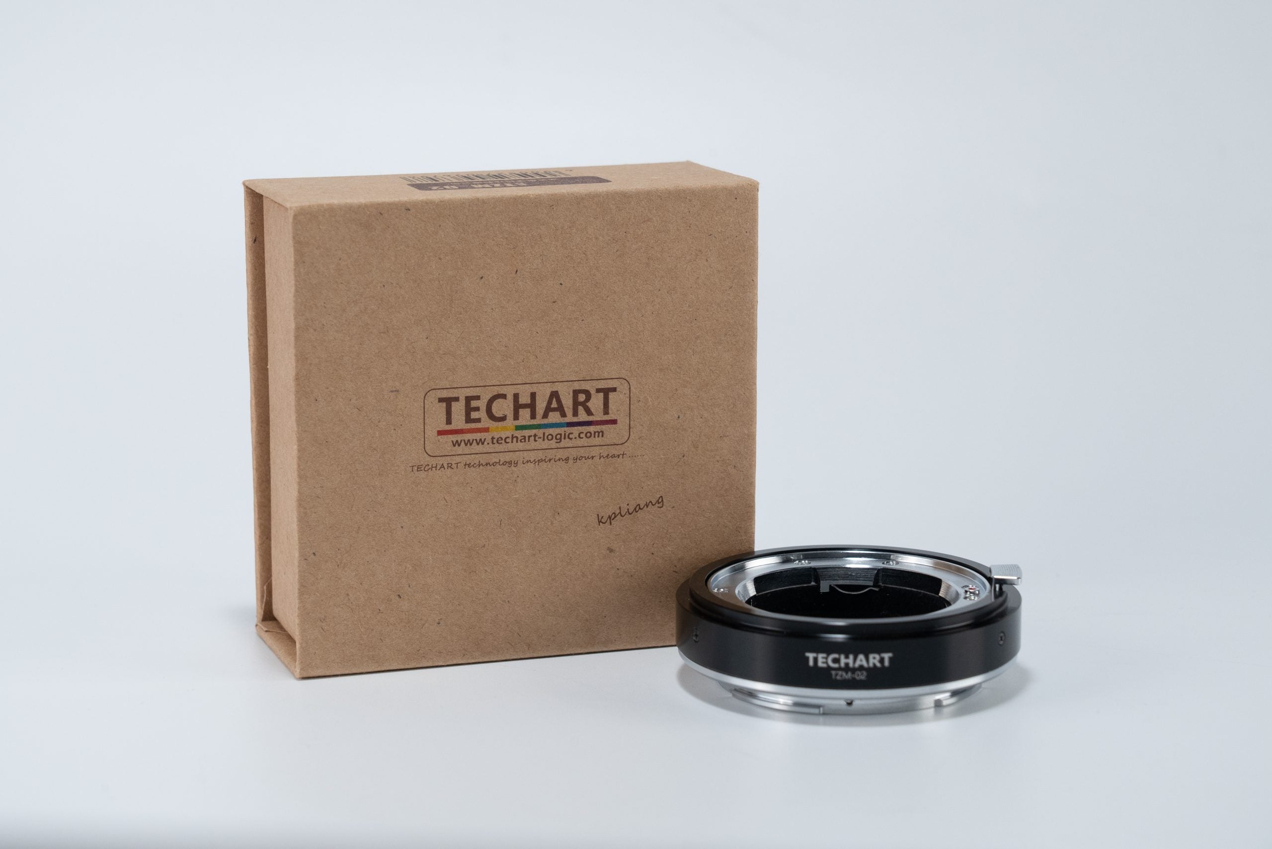 Techart TZM-02 Auto Focus AF lens adapter for Leica M lens to Nikon Z –  Roxsen.com